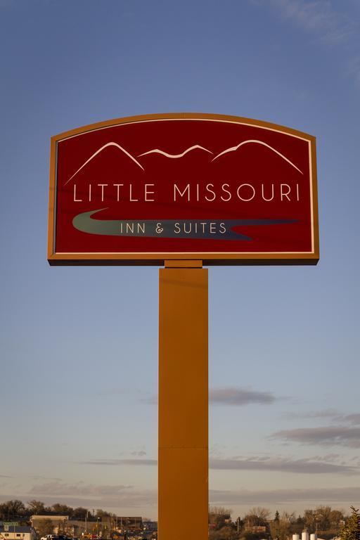 Little Missouri Inn & Suites New Town Экстерьер фото