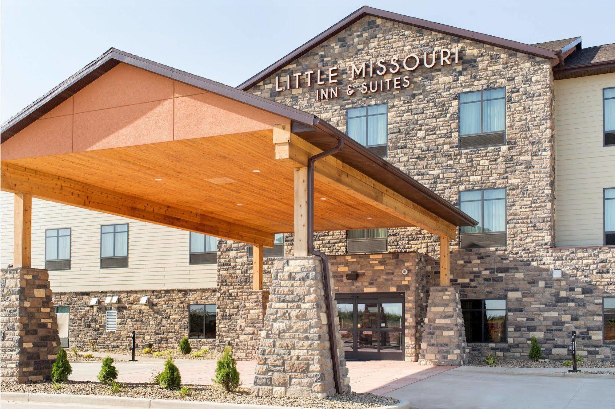 Little Missouri Inn & Suites New Town Экстерьер фото
