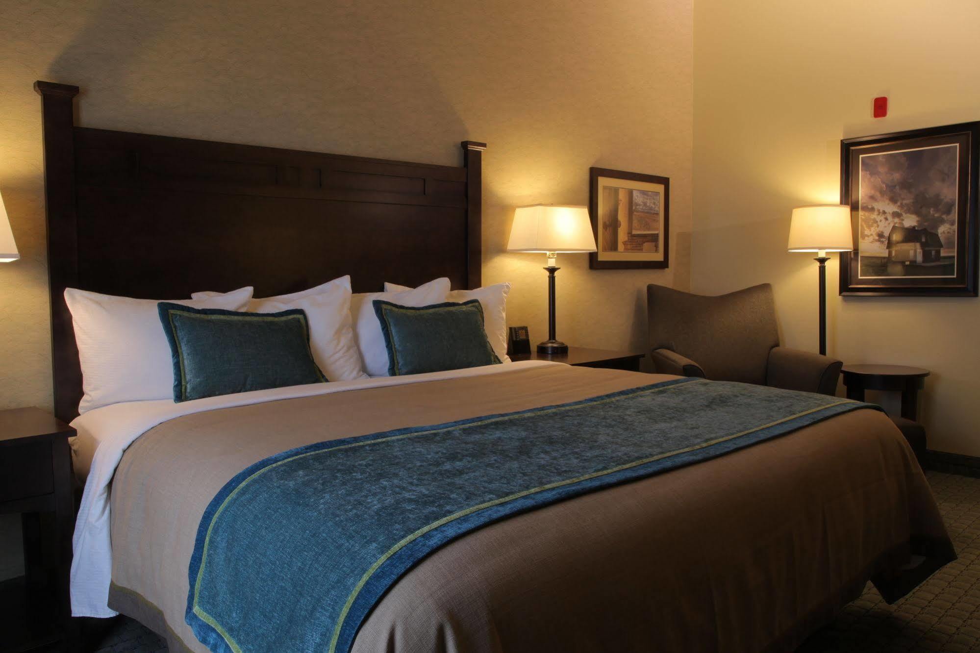 Little Missouri Inn & Suites New Town Экстерьер фото