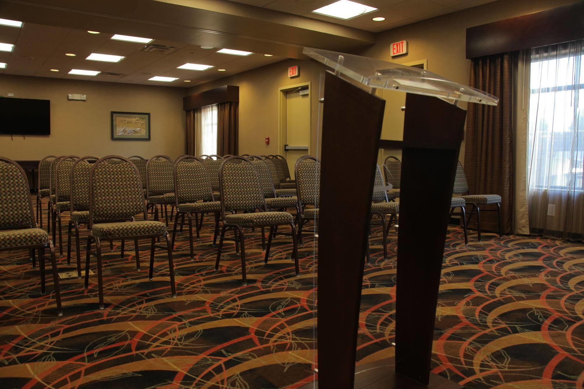 Little Missouri Inn & Suites New Town Экстерьер фото